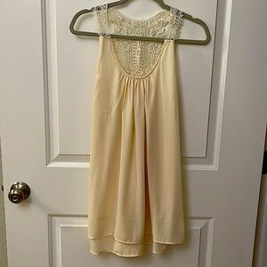 CALS Romantic Sleeveless Blouse/Boho/lace back of garment.